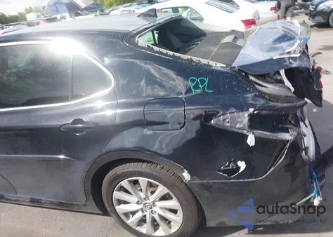 2020 Toyota Camry Le from USA, damaged, VIN 4T1C11AK2LU880546